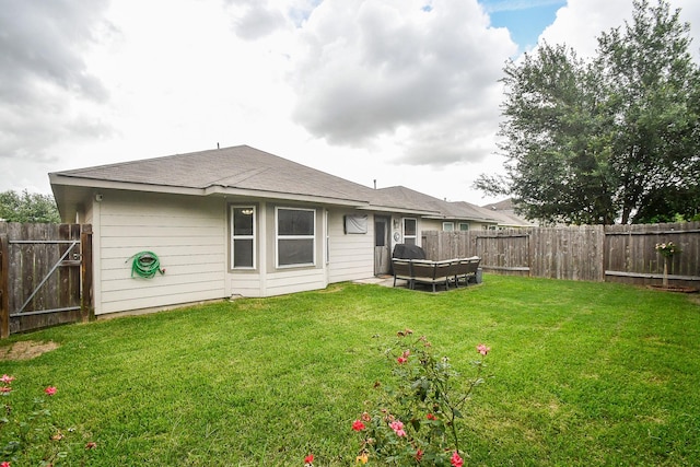 24631 Lakecrest Town Dr, Katy, TX 77493 - rear view of house featuring a fenced backyard and roof with shingles