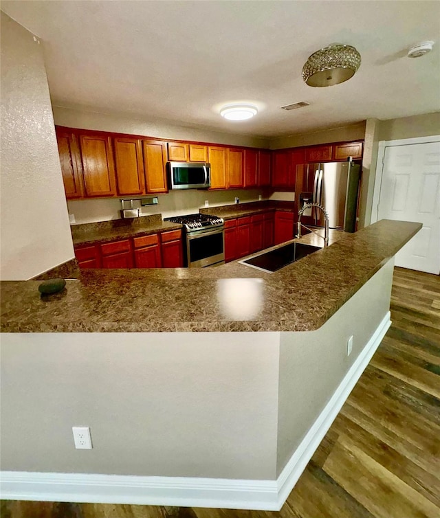 1212 Willow St, Baytown, TX 77520 - photo 4