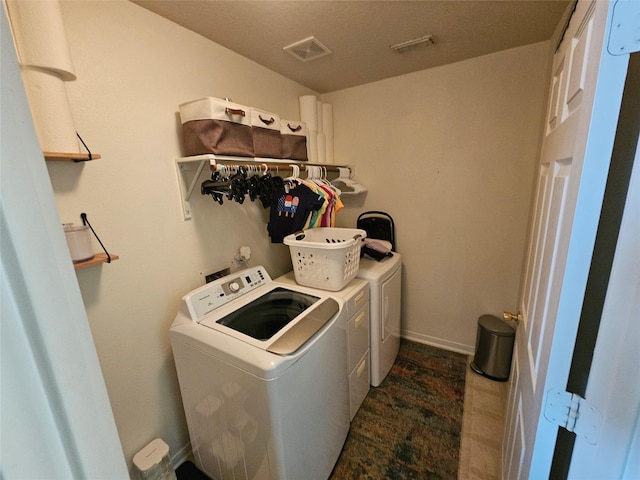 15506 Fir Woods Ln, Cypress, TX 77429 - laundry room featuring washing machine and clothes dryer and baseboards