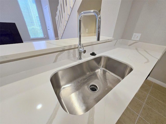 8100 Cambridge St Unit 99, Houston, TX 77054 - kitchen view of a sink and light countertops