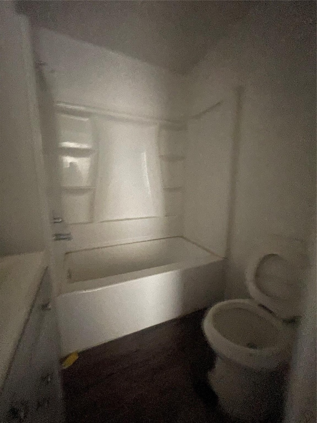 2010 King St, Houston, TX 77026 - bathroom with shower / tub combination
