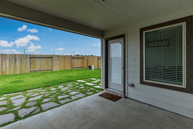 5311 Latigo Ct, Alvin, TX 77511 - view of yard with a patio area