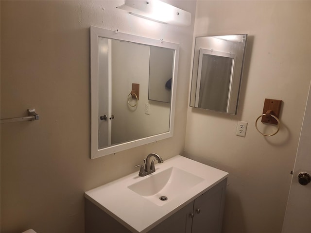8787 Brae Acres Rd Unit 104, Houston, TX 77074 - bathroom featuring vanity
