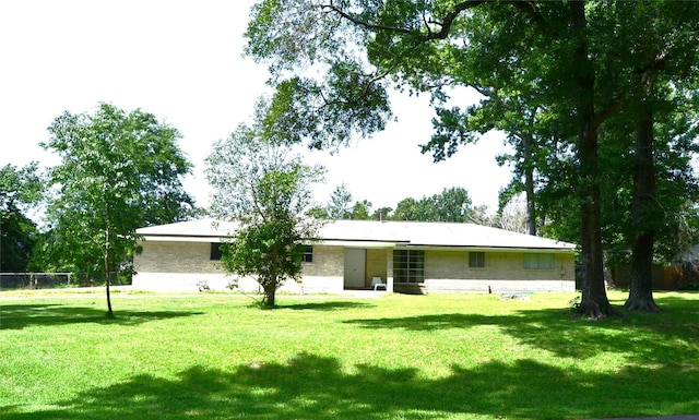 101 Summit Dr, Conroe, TX 77303 - rear view of house