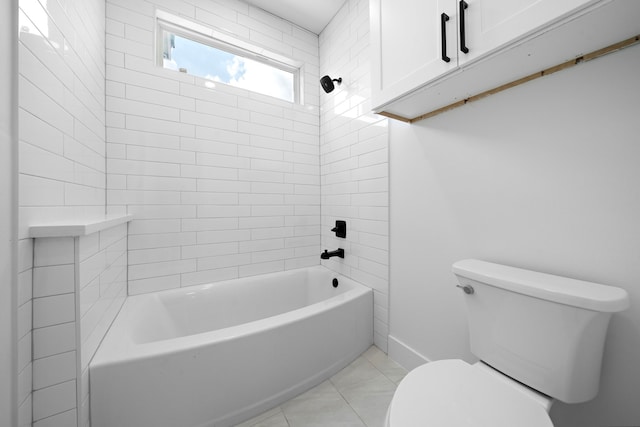 1305 Amundsen St N, Houston, TX 77009 - full bath with toilet and  shower combination