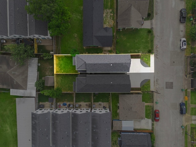 1305 Amundsen St N, Houston, TX 77009 - bird's eye view