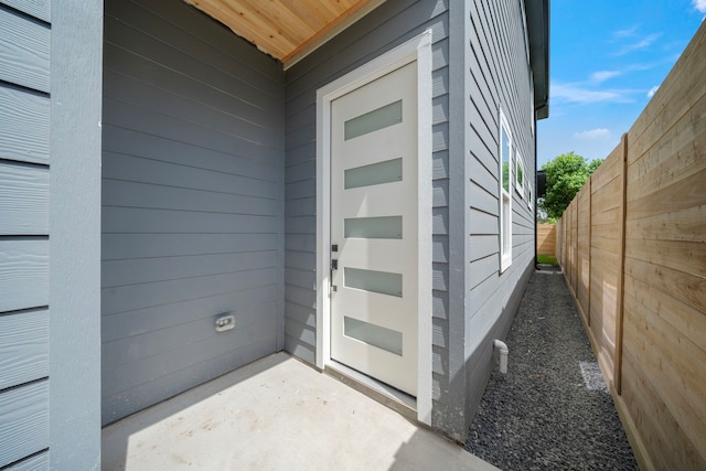 1305 Amundsen St N, Houston, TX 77009 - entrance to property