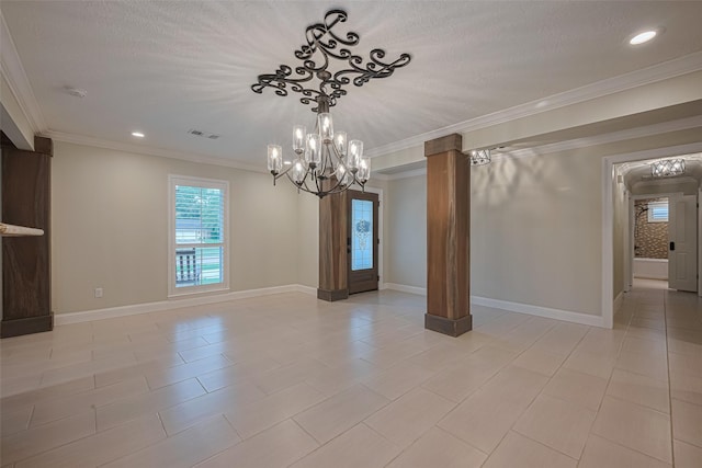 11710 Hillcroft St, Houston, TX 77035 - unfurnished room with a chandelier, ornate columns, recessed lighting, ornamental molding, and a smoke detector