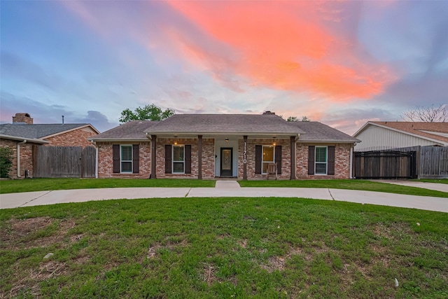 11710 Hillcroft St, Houston, TX 77035 - single story home featuring covered porch, curved driveway, and brick siding