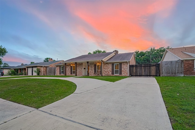 11710 Hillcroft St, Houston, TX 77035 - ranch-style home featuring curved driveway and brick siding
