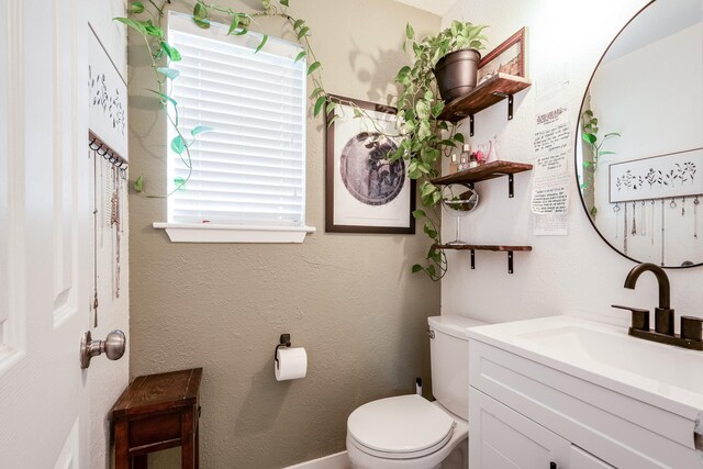 322 S Carroll, La Porte, TX 77571 - bathroom featuring vanity and toilet