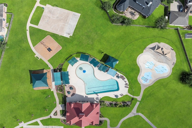 12610 Hobbs Terrace Dr, Tomball, TX 77377 - aerial view of a pool
