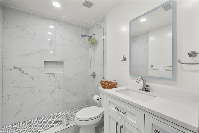 431 Shadow Creek Dr, El Lago, TX 77586 - bathroom featuring vanity, recessed lighting, and a marble finish shower