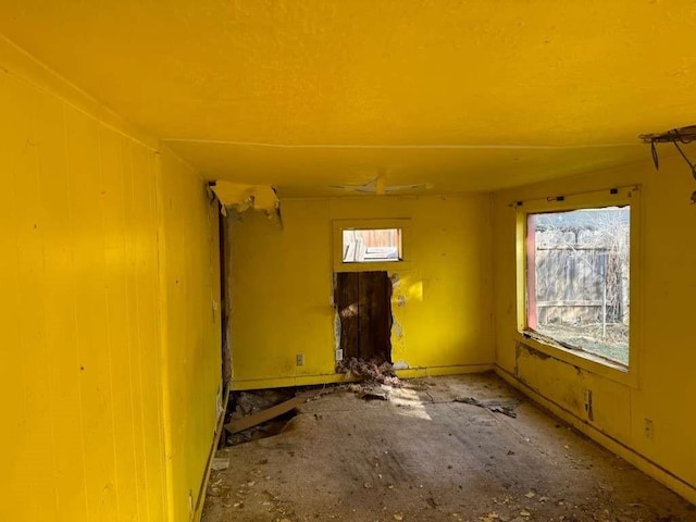 1208 N 7th St, Wichita Falls, TX 76306 - view of unfurnished room