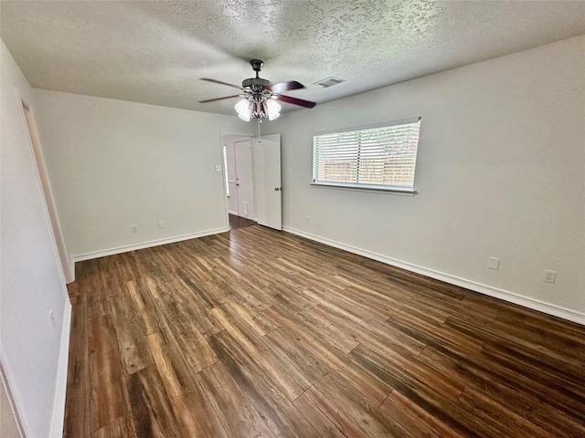 4811 Clover Ln, Pearland, TX 77584 - photo 13