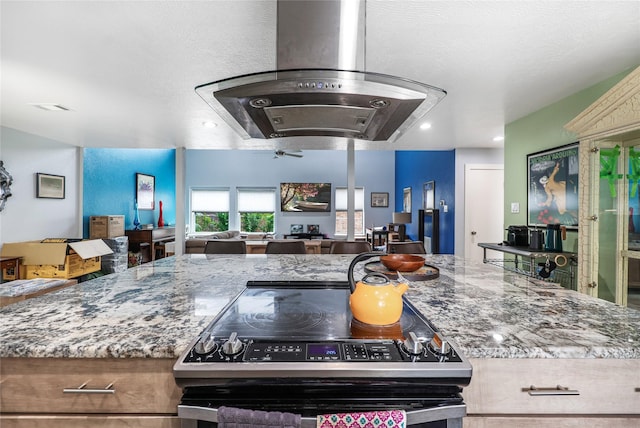 28831 Diamondhead S, Conroe, TX 77356 - photo 8