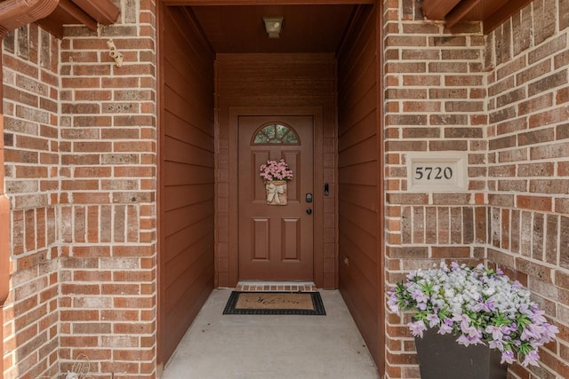 5720 Sunbird Ln, Beaumont, TX 77708 - view of exterior entry with brick siding