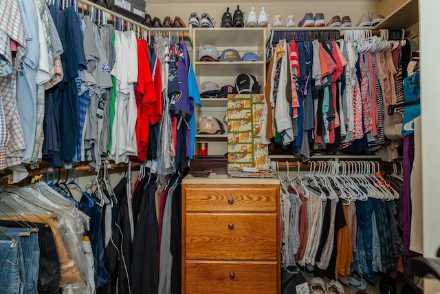 5720 Sunbird Ln, Beaumont, TX 77708 - view of spacious closet