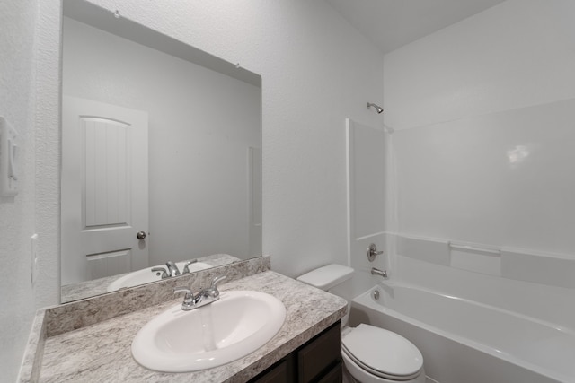 10750 Nathaniel Valley Path, Houston, TX 77016 - full bathroom with vanity and bathtub / shower combination