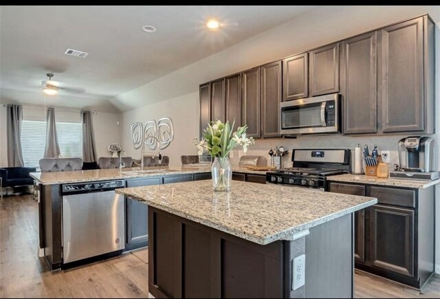 5627 Brooklyn Rose Dr, Rosharon, TX 77583 - photo 6