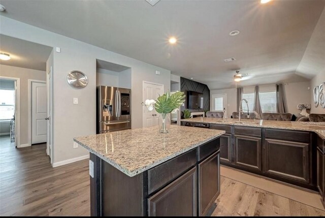 5627 Brooklyn Rose Dr, Rosharon, TX 77583 - photo 7