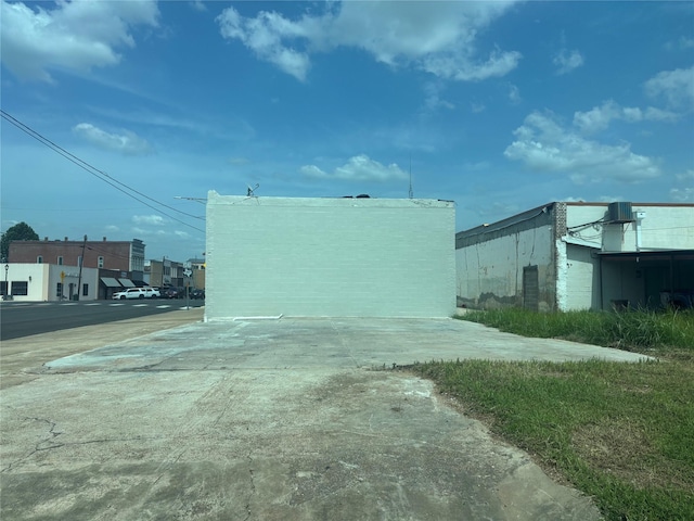 805 12th St, Hempstead, TX 77445 - photo 5