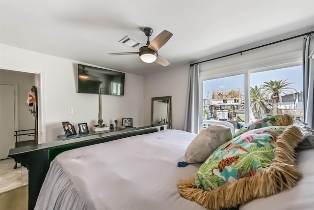 34 Tarpon Ln, Freeport, TX 77541 - bedroom featuring ceiling fan
