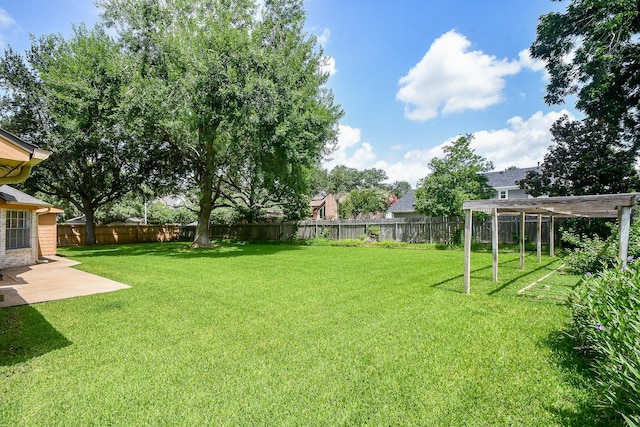 2622 Williams Grant St, Sugar Land, TX 77479 - fenced backyard featuring a patio and a pergola