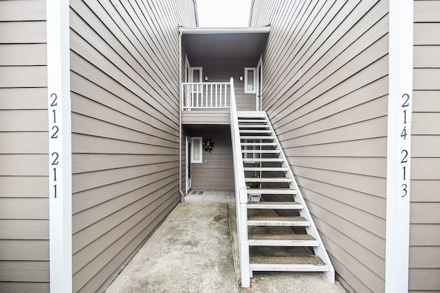 14911 Wunderlich Dr Unit 211, Houston, TX 77069 - view of stairway
