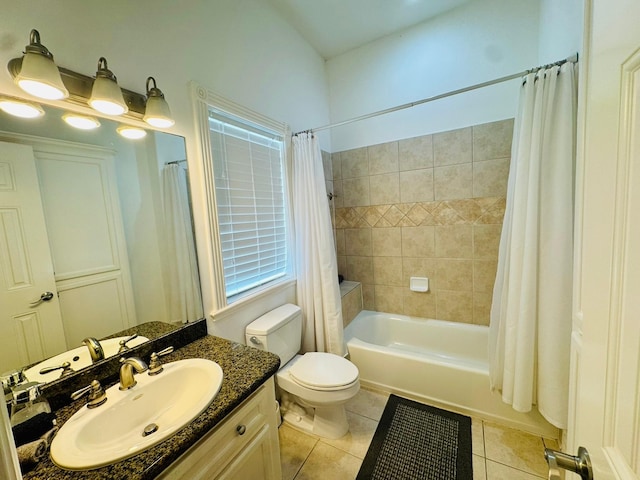 1812 Prospect St, Houston, TX 77004 - full bath featuring tile patterned floors, vanity, and shower / bath combo with shower curtain