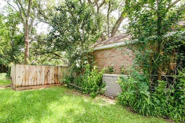 205 Hillcrest Dr, Alvin, TX 77511