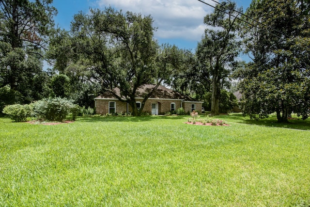 205 Hillcrest Dr, Alvin, TX 77511