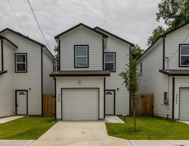 324 Gans St Unit B, Houston, TX 77029 - traditional-style home with an attached garage and driveway