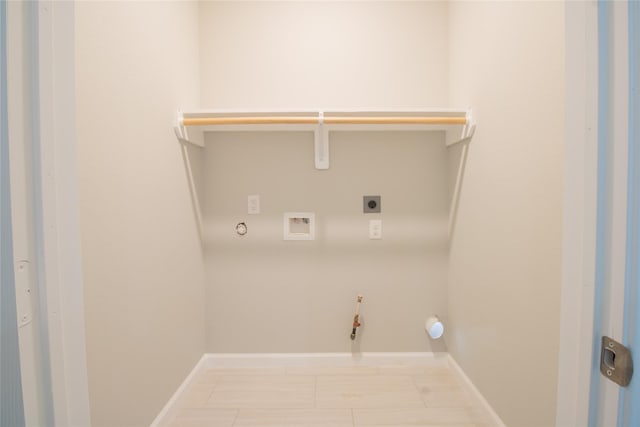 324 Gans St Unit B, Houston, TX 77029 - laundry room with gas dryer hookup, hookup for a washing machine, and hookup for an electric dryer