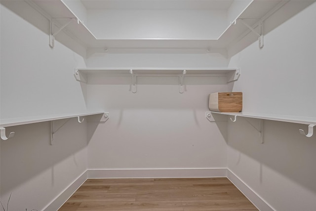 776 Mansfield St, Houston, TX 77091 - spacious closet featuring wood finished floors