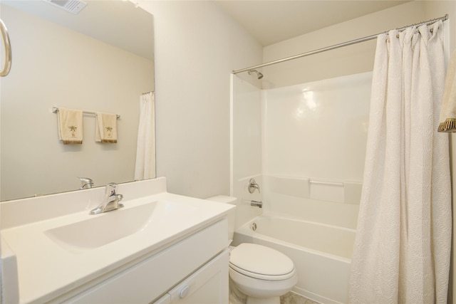 527 Dr Martin Luther King Jr Dr Unit D, La Porte, TX 77571 - full bath with vanity and shower / bath combo with shower curtain