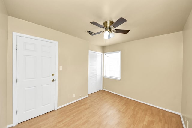 9417 Fairland Dr, Houston, TX 77051 - unfurnished bedroom featuring light wood-type flooring, a closet, and ceiling fan