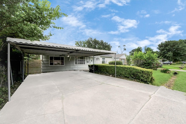 9417 Fairland Dr, Houston, TX 77051 - view of front of home