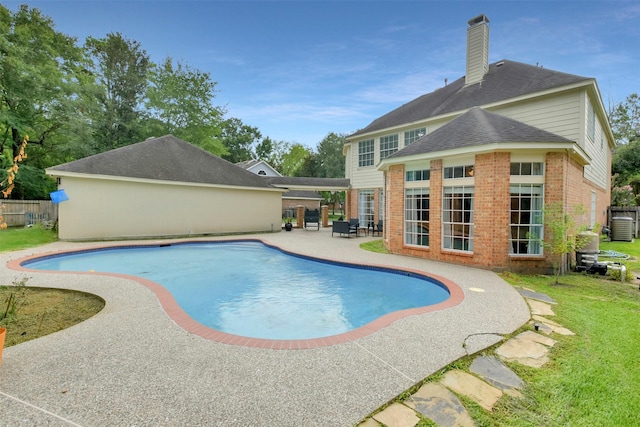 14010 Lakewood Crossing Blvd, Houston, TX 77070 - view of pool with a patio area