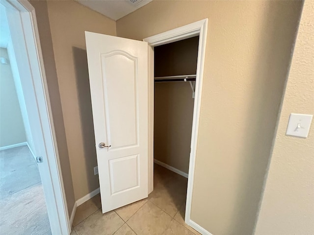 9515 Lower Ridgeway, Houston, TX 77075 - view of closet