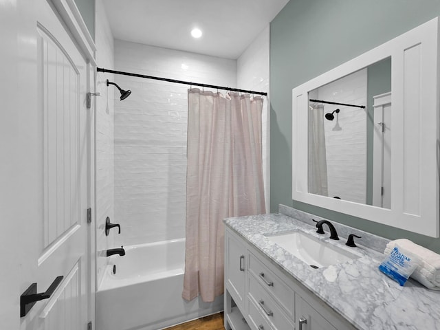 1032 Sunset Cir W, Crystal Beach, TX 77650 - full bath featuring shower / tub combo with curtain and vanity