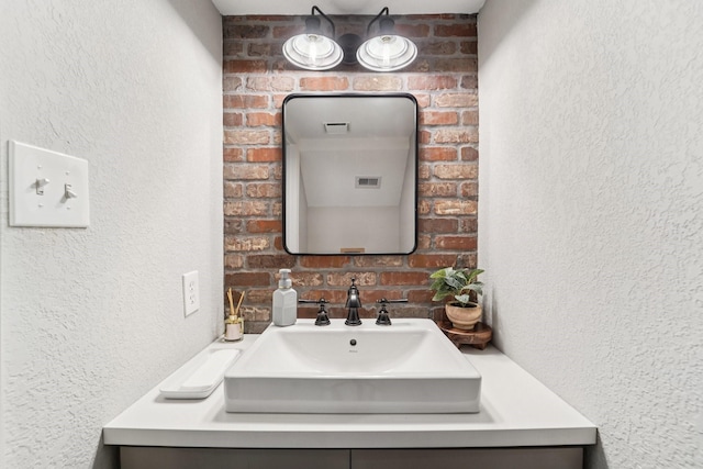 87 E Greenhill Terrace Pl, The Woodlands, TX 77382 - bathroom with vanity
