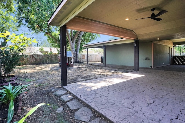 9611 Huntington Hill Dr, Houston, TX 77099 - fenced backyard featuring a patio and ceiling fan