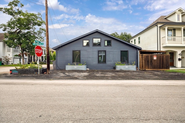 402 E 25th St, Houston, TX 77008 - view of front of home