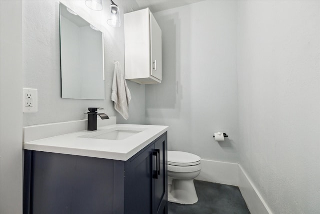 402 E 25th St, Houston, TX 77008 - half bath with vanity and toilet