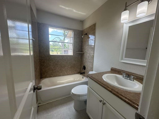 7410 Dallas St, Houston, TX 77011 - bathroom featuring vanity and tub / shower combination