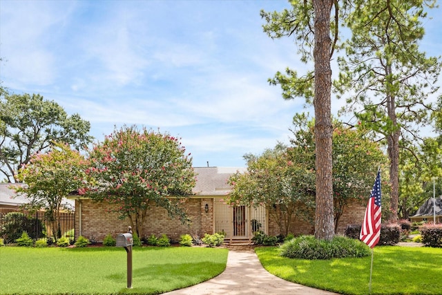 3002 Durban Dr, Houston, TX 77043 - view of front of home featuring brick siding