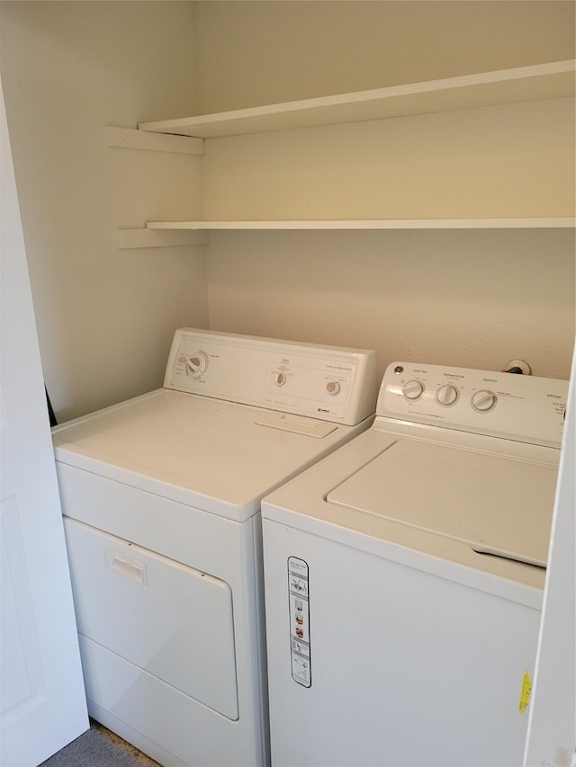 5801 Lumberdale Rd Unit 226, Houston, TX 77092 - washroom with washing machine and clothes dryer