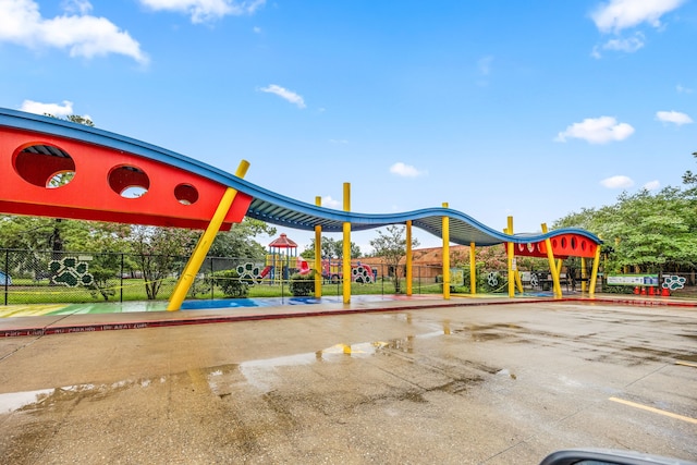 1402 Curtin St, Houston, TX 77018 - photo 19