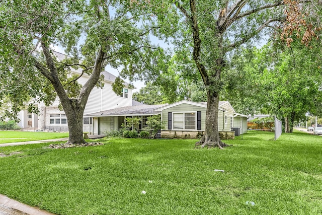1402 Curtin St, Houston, TX 77018 - photo 2